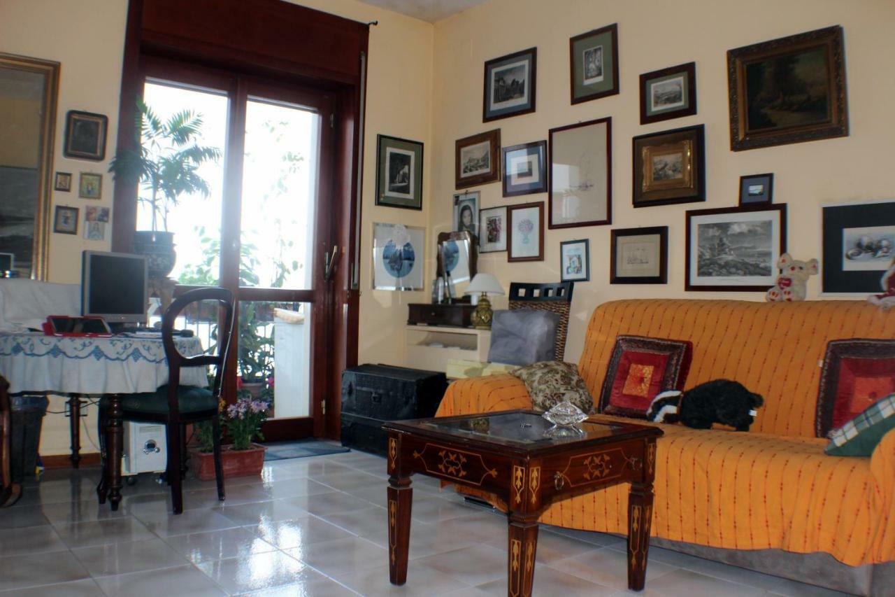 B&B Lili Салерно Екстер'єр фото